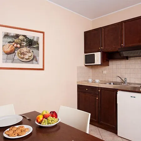 Bed & Breakfast Manos Maria 4*