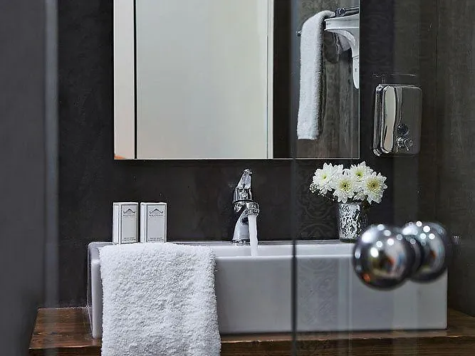 Manos Maria ヘルソニソス