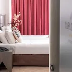 Manos Maria 4*