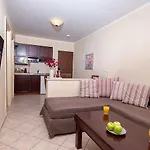 Manos Maria Bed & Breakfast