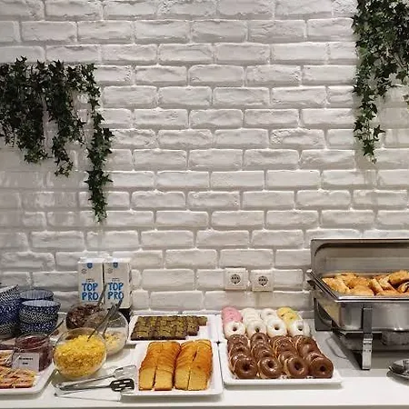 Manos Maria לינה וארוחת בוקר הרסוניסוס