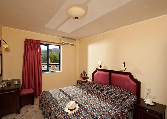 Manos Maria 4* Herszonisszosz