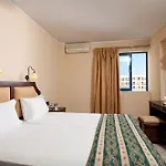 Alojamento de Acomodação e Pequeno-almoço Manos Maria 4*