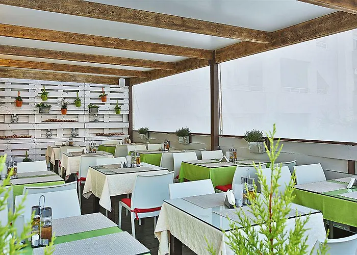 Bed & Breakfast Manos Maria