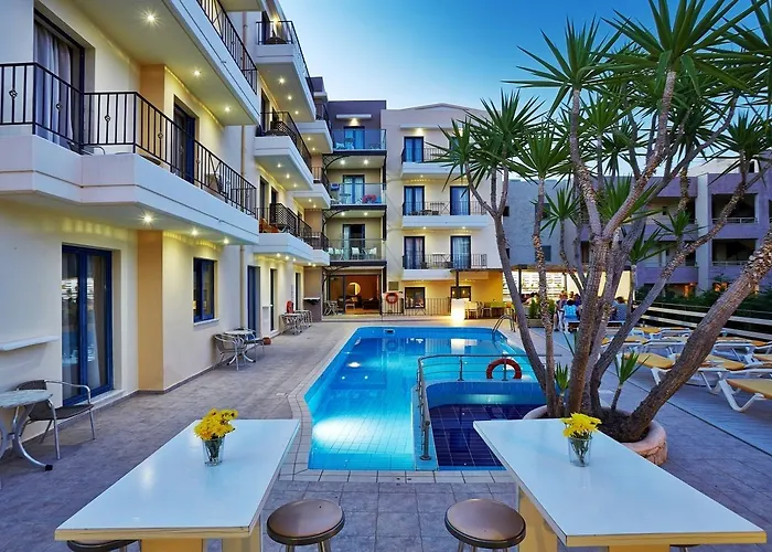 Manos Maria Bed & Breakfast 4*