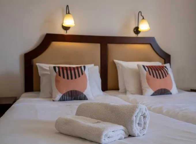 Manos Maria Bed & Breakfast 4*